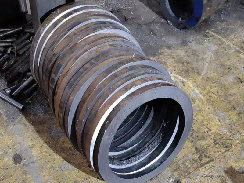 细河30CrMo无缝钢管切割